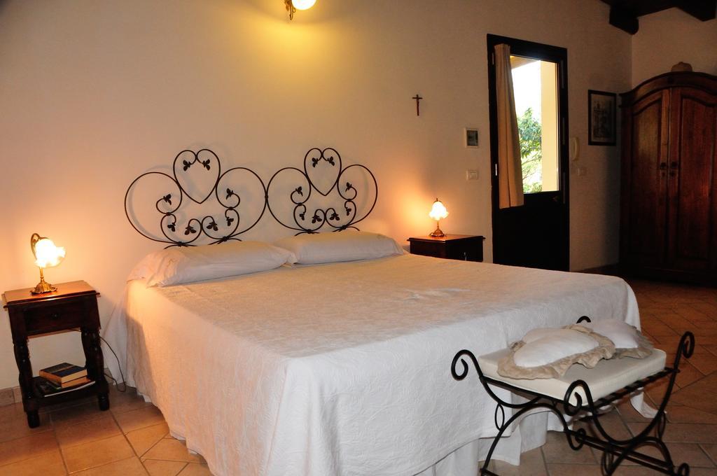 מלנדוניו Alba Bed & Breakfast מראה חיצוני תמונה