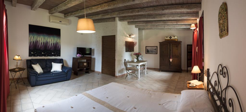 מלנדוניו Alba Bed & Breakfast מראה חיצוני תמונה